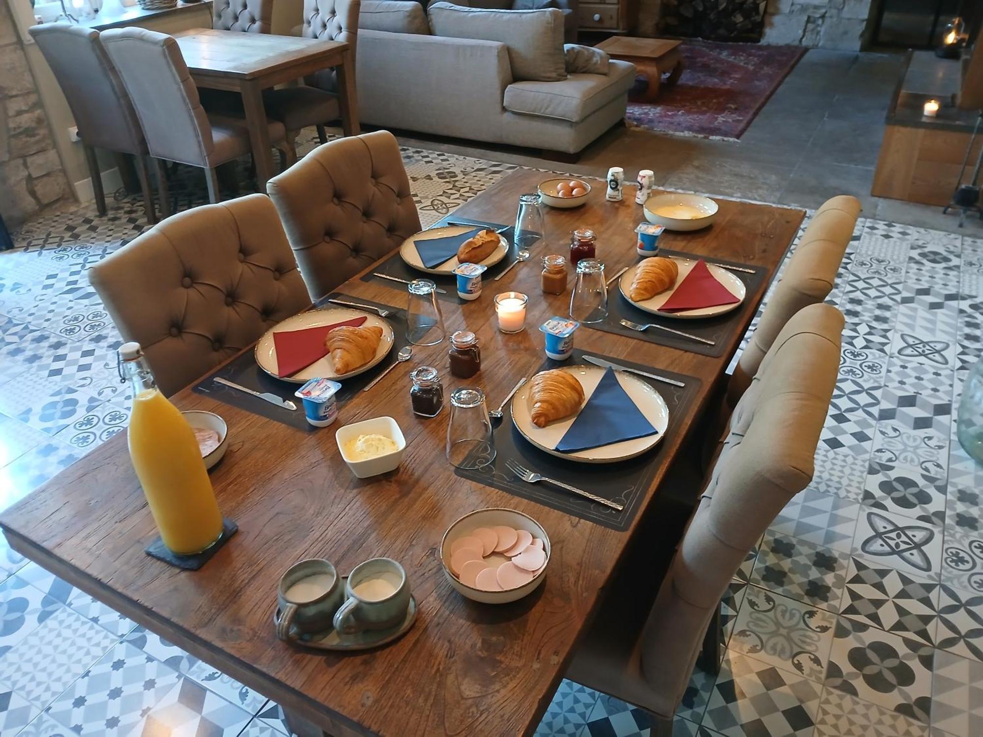 Manoir La Cerise Bed and Breakfast Fougerolles-Saint-Valbert Εξωτερικό φωτογραφία